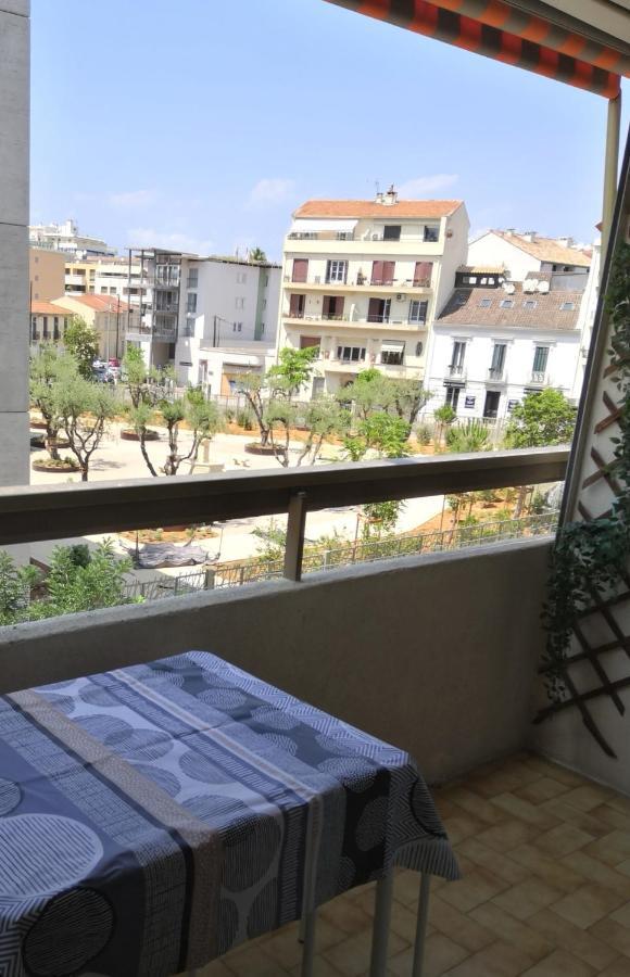2 Pieces Climatise Avec Balcon Dans Le Vieil Antibes, Residence Avec Ascenseur Εξωτερικό φωτογραφία